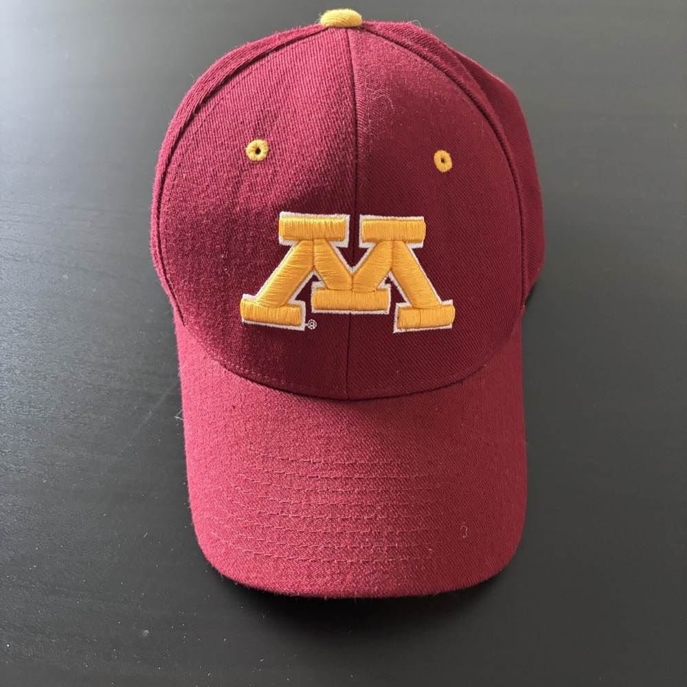 Vtg Zephyr Minnesota Golden‎ Gophers Fitted Hat 7 & 1/8
